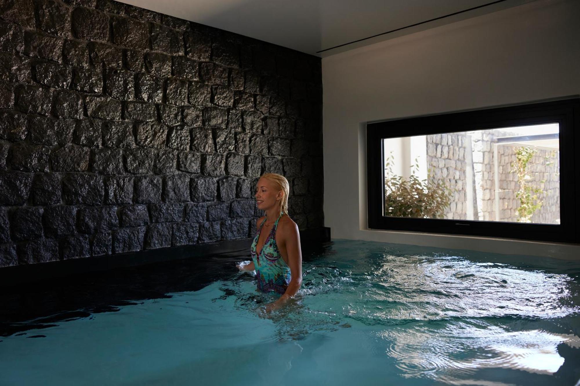 Aernia Suites & Art Akrotírion Dış mekan fotoğraf