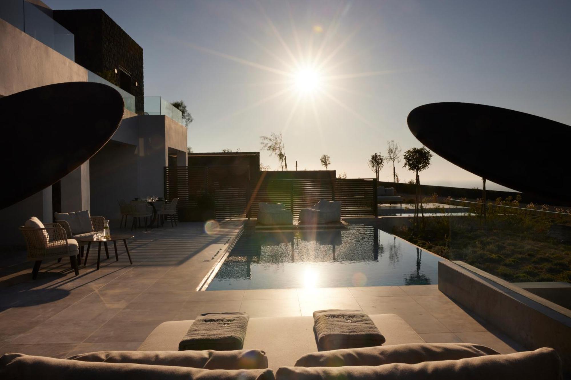 Aernia Suites & Art Akrotírion Dış mekan fotoğraf